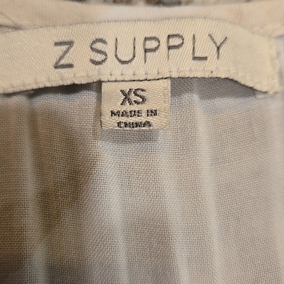 Z SUPPLY LIDO MAXI DRESS PALM LEAF PRINT IN CREAM AND TAN . SIZE X-SMALL. - Picture 6 of 9